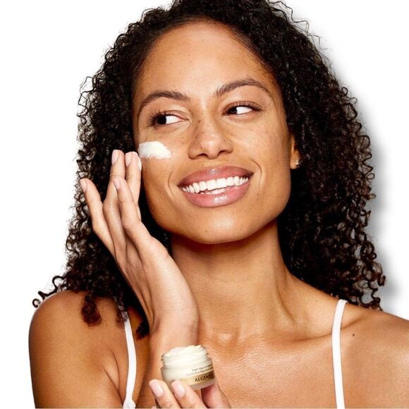 ALGENIST Triple Algae Eye Renewal Balm - Picture 2 of 13